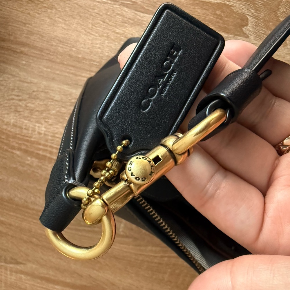 🖤💫SOLD💫🖤 Coach Juliet (regular size) - Picture 9 of 13